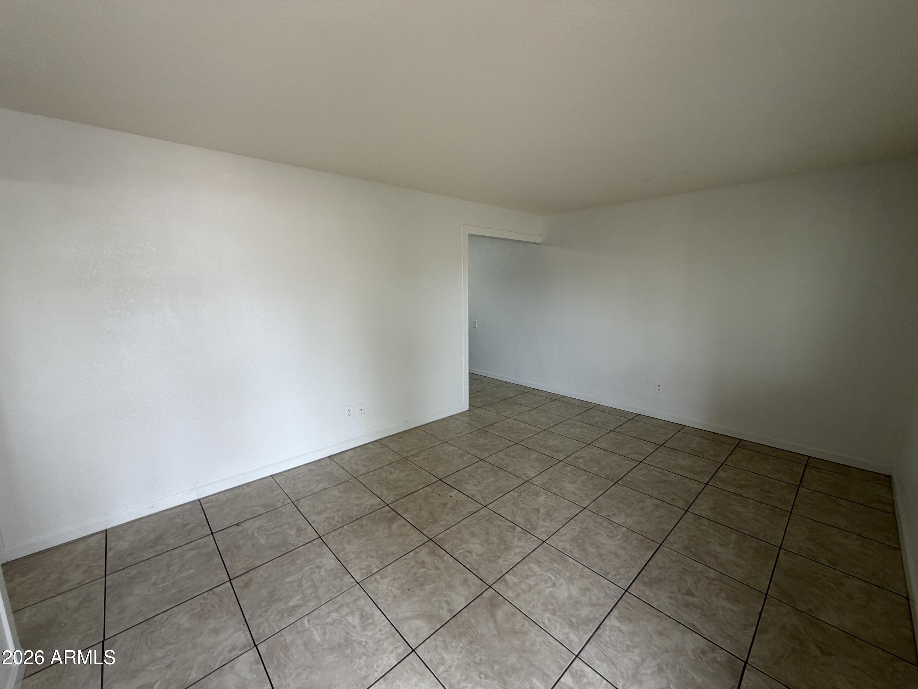 625 East Broadway Road, Unit 5 Tempe, AZ 85282 - Photo 6 of 12 IMG_1818