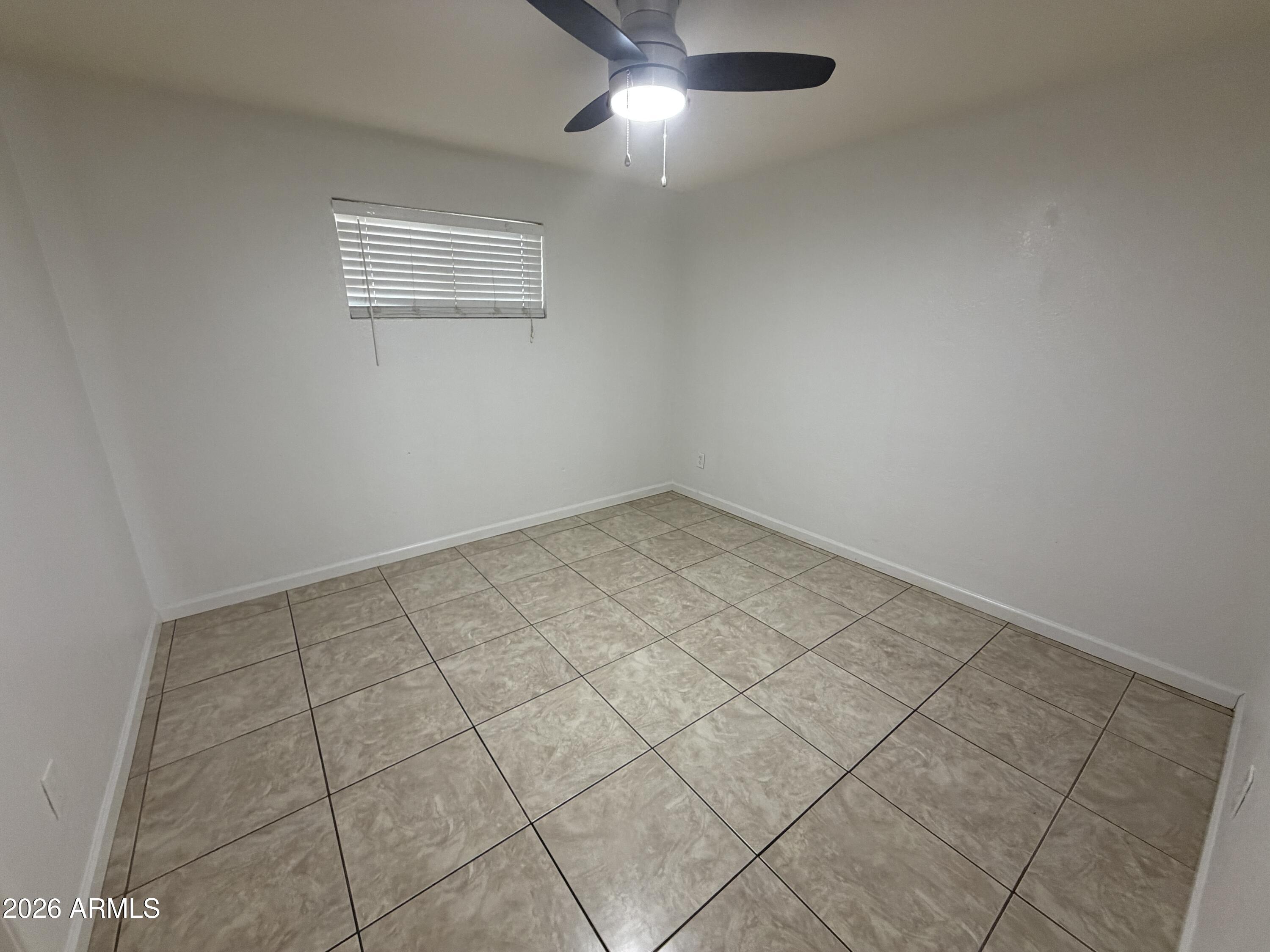 625 East Broadway Road, Unit 5 Tempe, AZ 85282 - Photo 7 of 12 IMG_1827