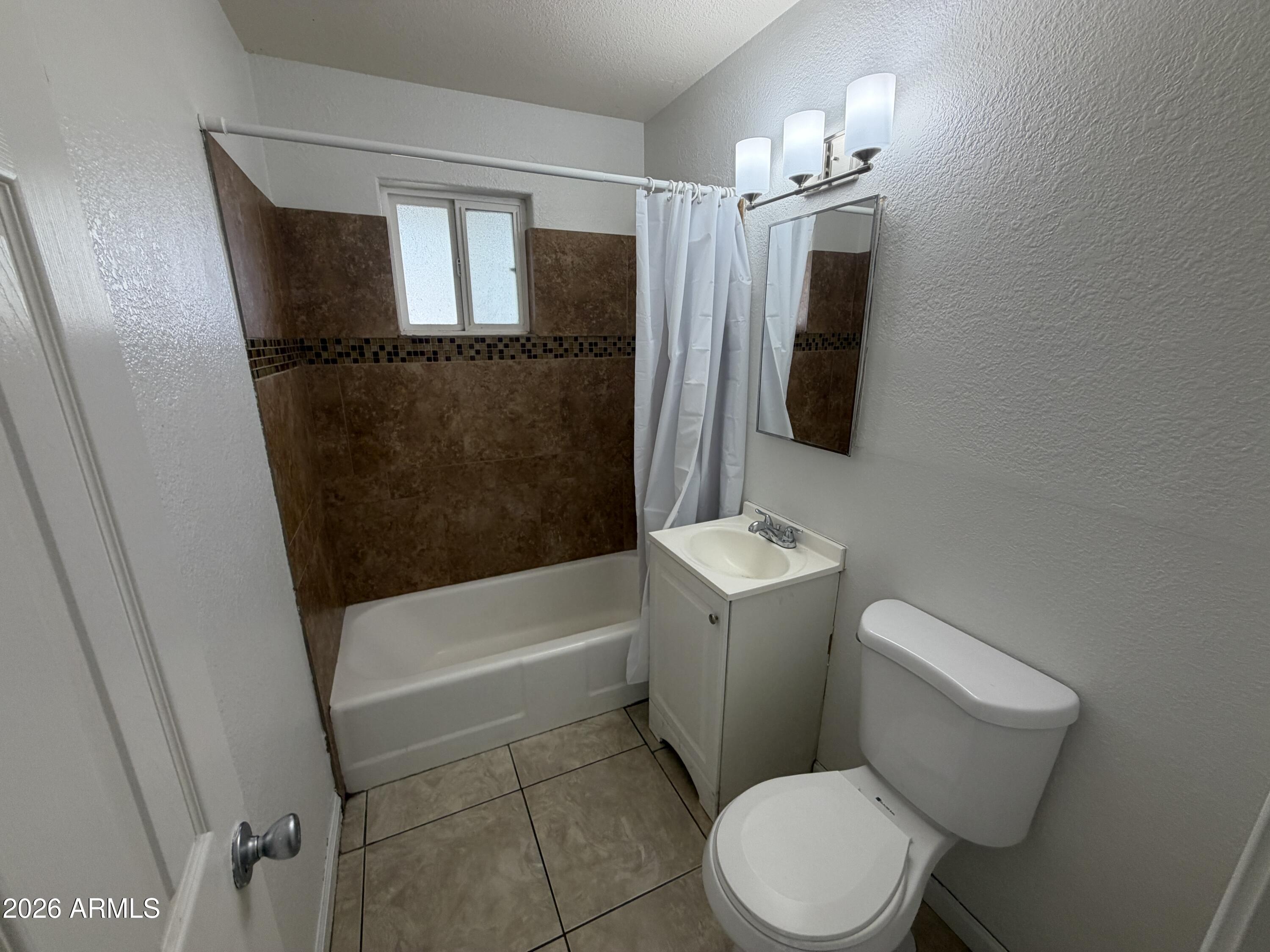 625 East Broadway Road, Unit 5 Tempe, AZ 85282 - Photo 10 of 12 IMG_1826