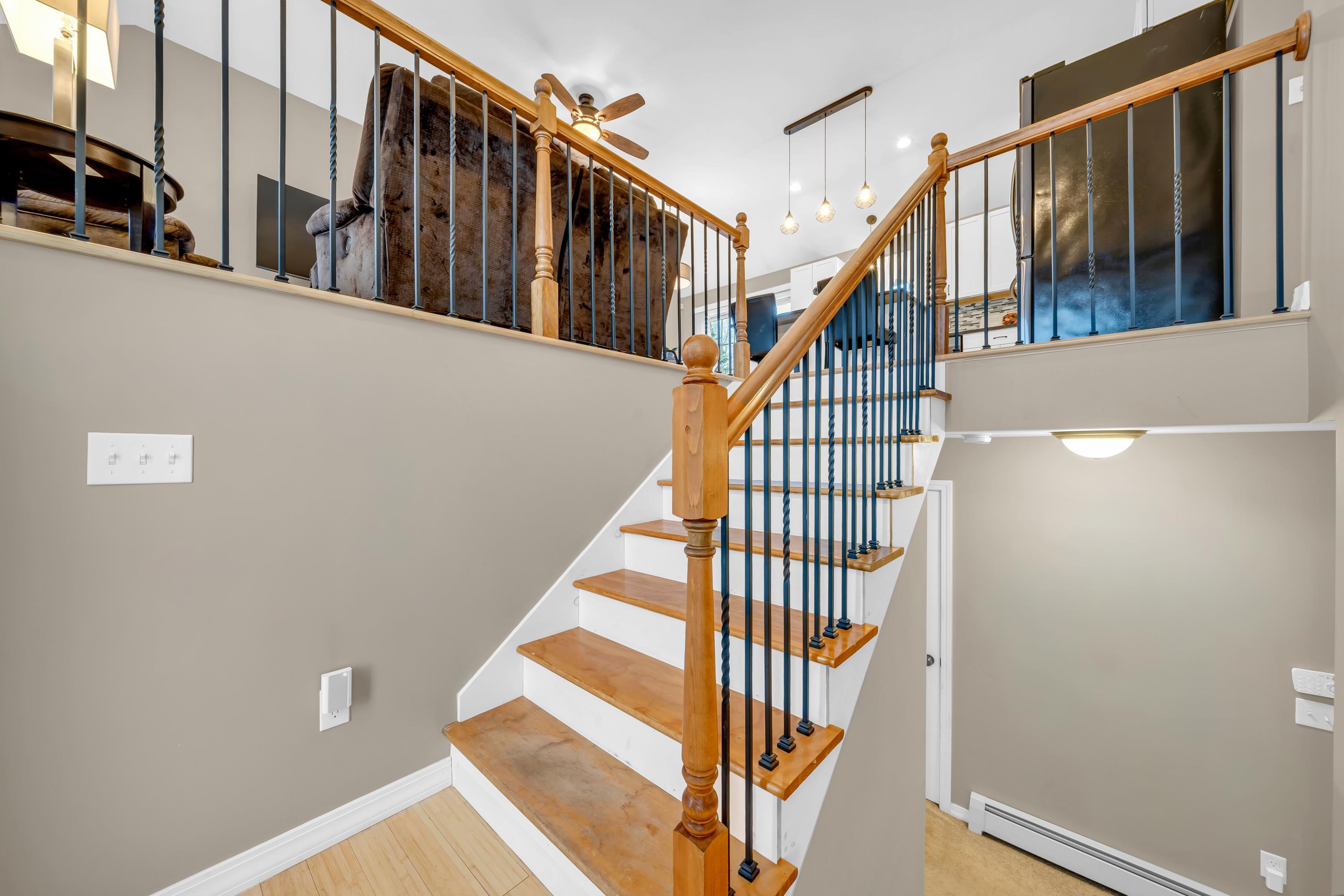79 Pullman Street Manchester, NH 03103 - Photo 2 of 30