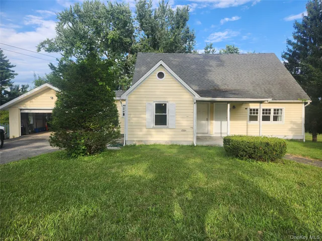 $2,990 | 31 West Street, Marlboro, NY 12542