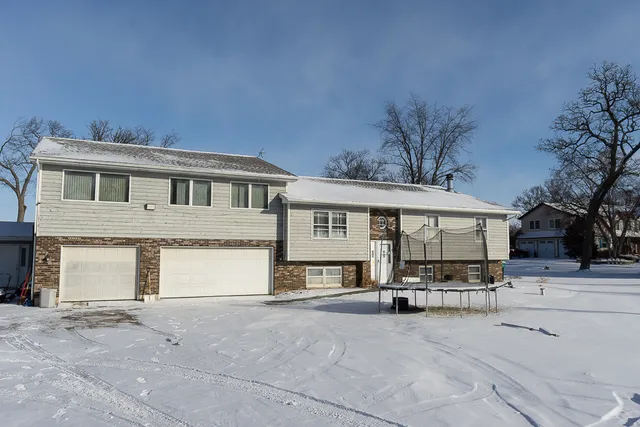 $710,000 | 45W962 Plank Road, Hampshire, IL 60140