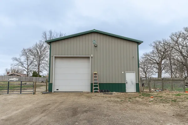 $700,000 | 45W962 Plank Road, Hampshire, IL 60140