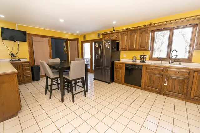 $710,000 | 45W962 Plank Road, Hampshire, IL 60140