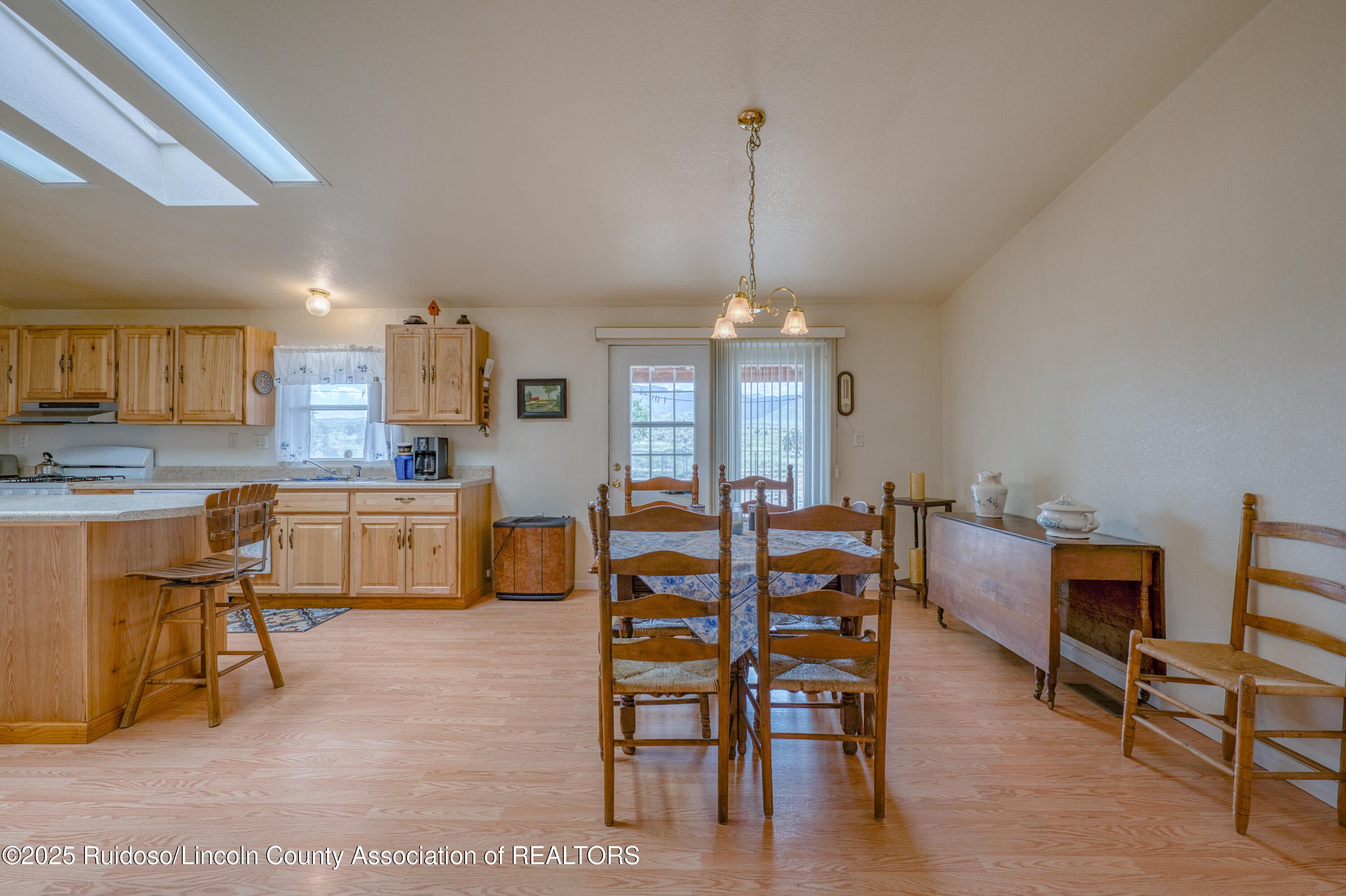 117 Comrey Loop Carrizozo, NM 88301 - Photo 25 of 67 DSC_8551_HDR-1