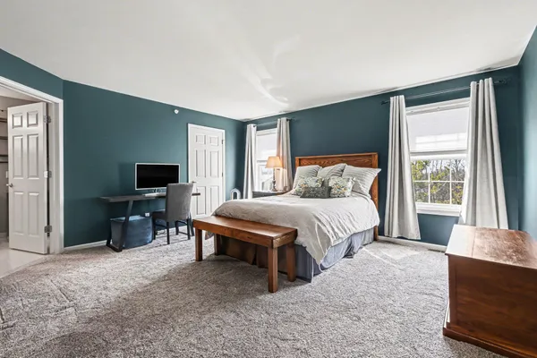 $390,000 | 2904 Barclay Way, Ann Arbor, MI 48105