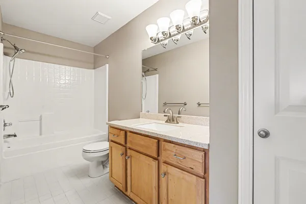 $390,000 | 2904 Barclay Way, Ann Arbor, MI 48105