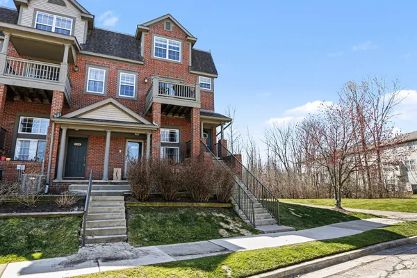 $390,000 | 2904 Barclay Way, Ann Arbor, MI 48105