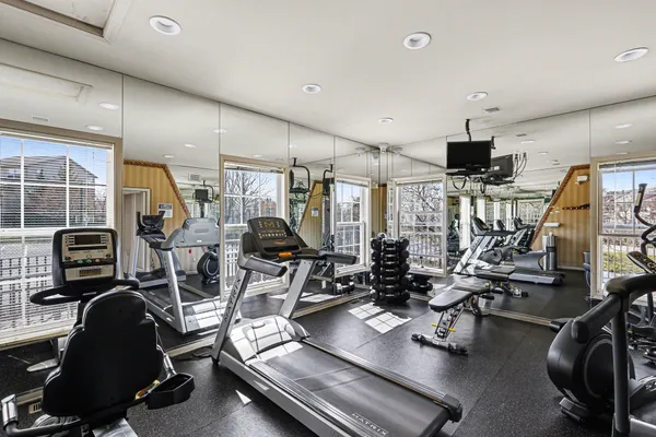 $390,000 | 2904 Barclay Way, Ann Arbor, MI 48105