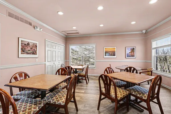 $390,000 | 2904 Barclay Way, Ann Arbor, MI 48105