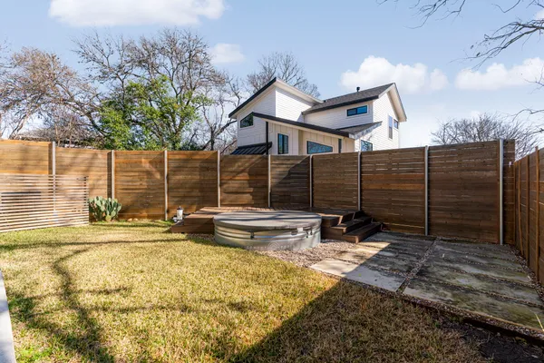 $3,500 | 1405 Perez Street, Unit 1, Austin, TX 78721