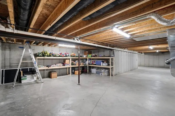 $425,000 | 16362 McGuire Ridge Road, Metamora, IN 47030