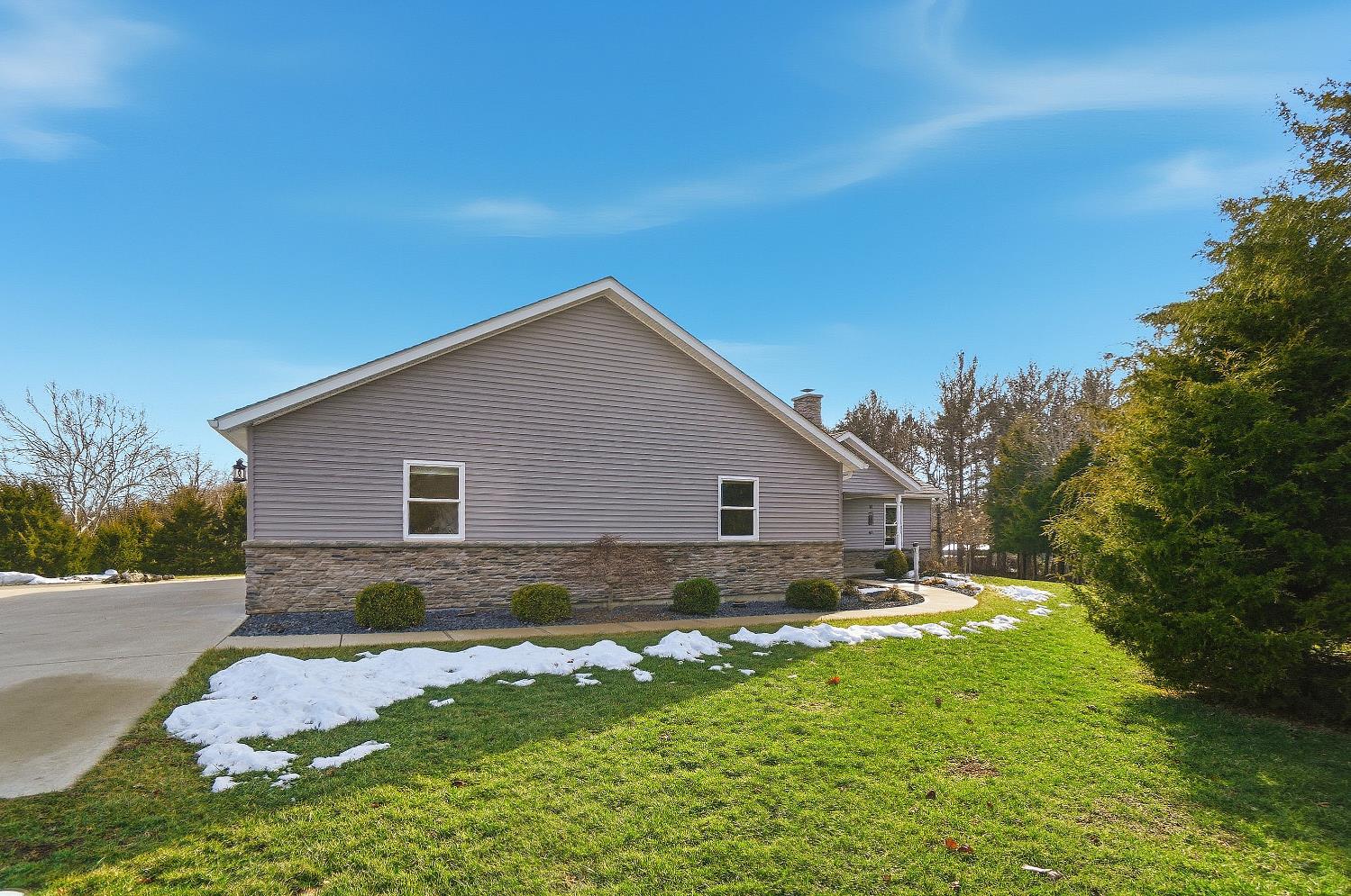 16362 McGuire Ridge Road Metamora, IN 47030 - Photo 4 of 62