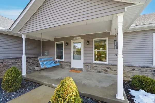 $425,000 | 16362 McGuire Ridge Road, Metamora, IN 47030