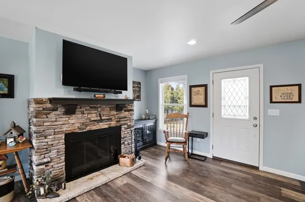 $425,000 | 16362 McGuire Ridge Road, Metamora, IN 47030