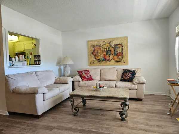 $1,375 | 118 Tilford F, Deerfield Beach, FL 33442