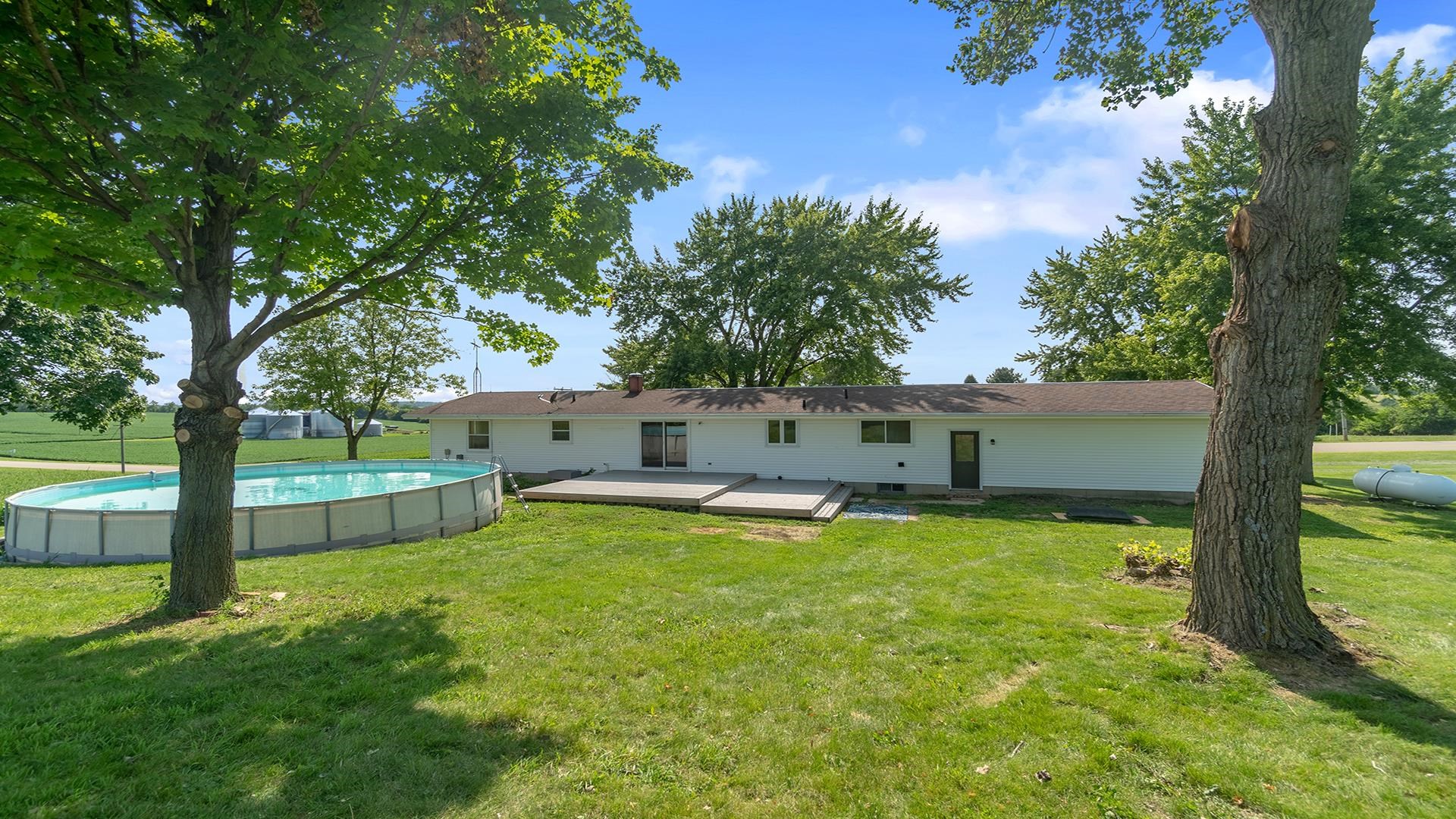 9807 North Leaf River Road Leaf River, IL 61047 - Photo 29 of 37 a house view with a sitting space and garden
