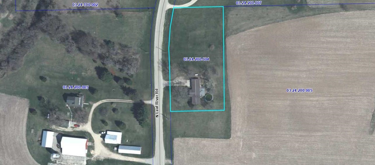 9807 North Leaf River Road Leaf River, IL 61047 - Photo 37 of 37 a bathroom with a glass shower door