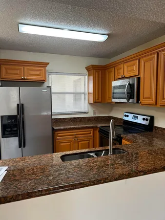 $2,450 | 1541 Balfour Point Drive, Unit F, West Palm Beach, FL 33411