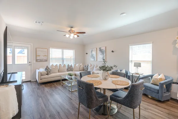 $2,400 | 26106 Halwell Mnr Lane, Spring, TX 77373