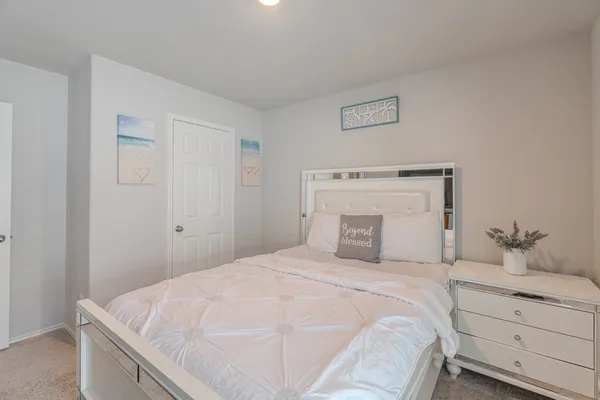 $2,400 | 26106 Halwell Mnr Lane, Spring, TX 77373