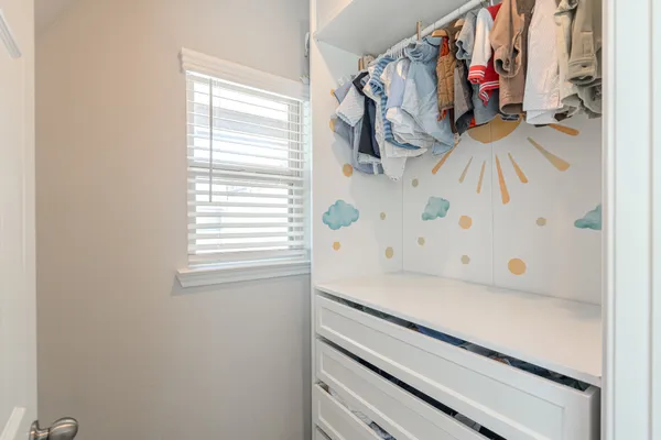 $2,400 | 26106 Halwell Mnr Lane, Spring, TX 77373