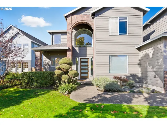 $1,025,000 | 21157 Northeast Shore Drive, Fairview, OR 97024