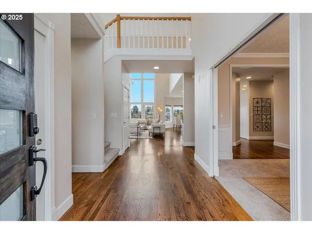 $1,025,000 | 21157 Northeast Shore Drive, Fairview, OR 97024