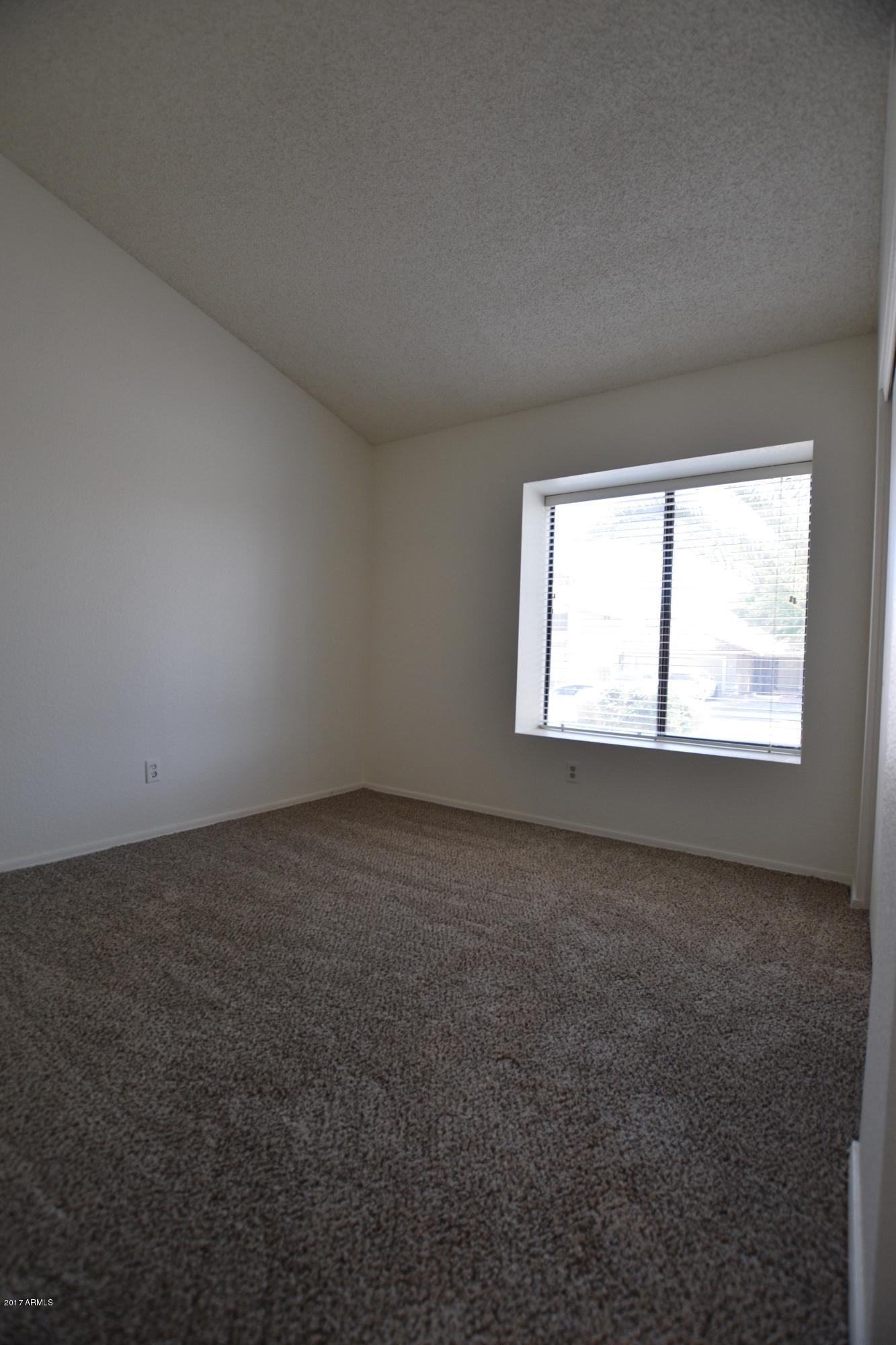 2734 East Rock Wren Road Phoenix, AZ 85048 - Photo 18 of 23 DSC_0096