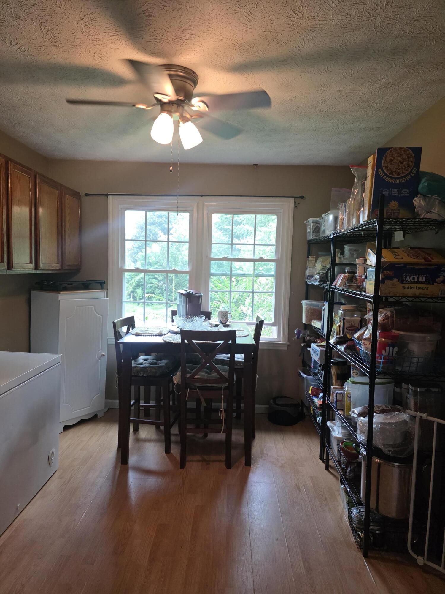 115 pic kitchen