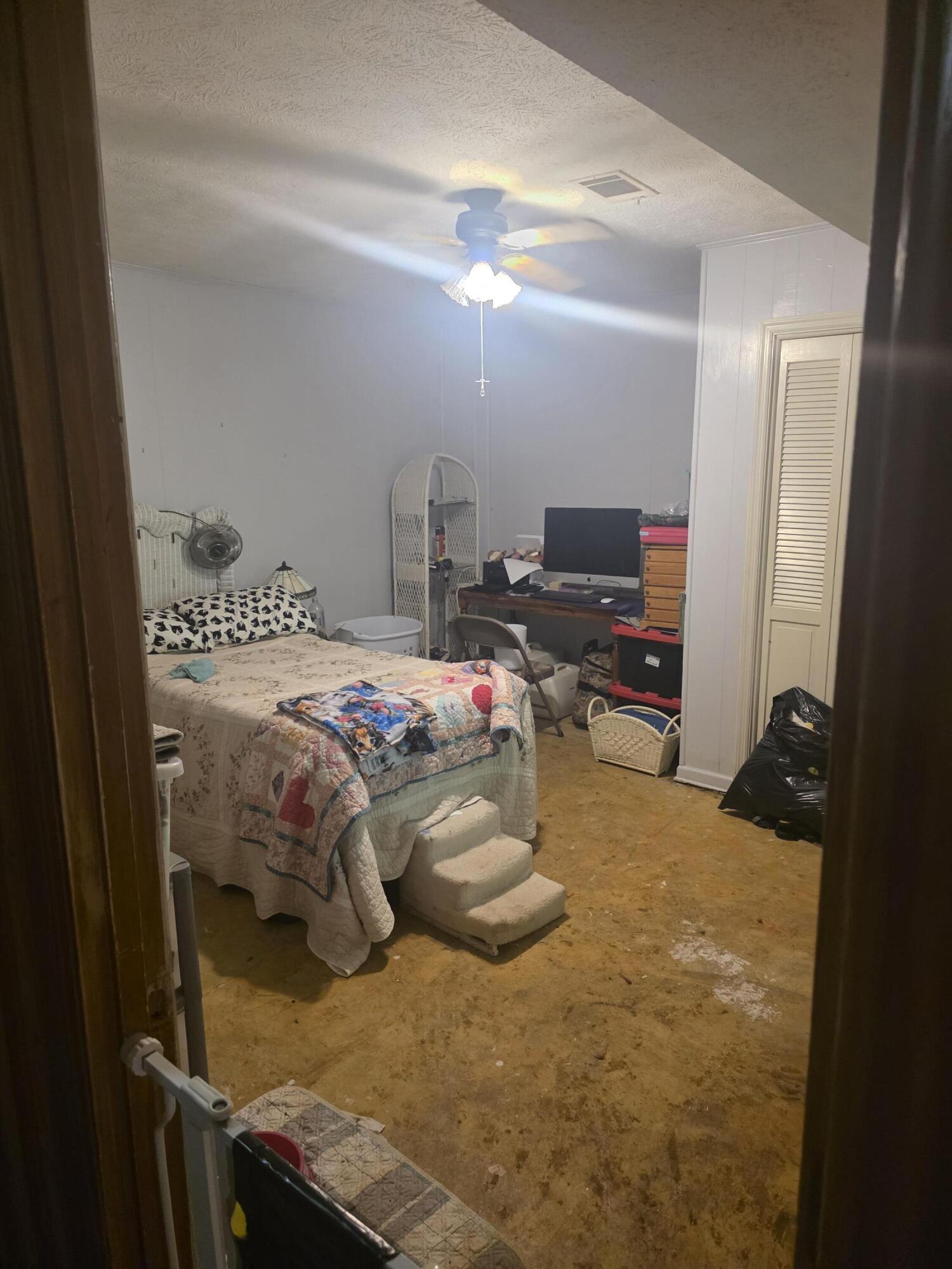 115 Bedroom 1