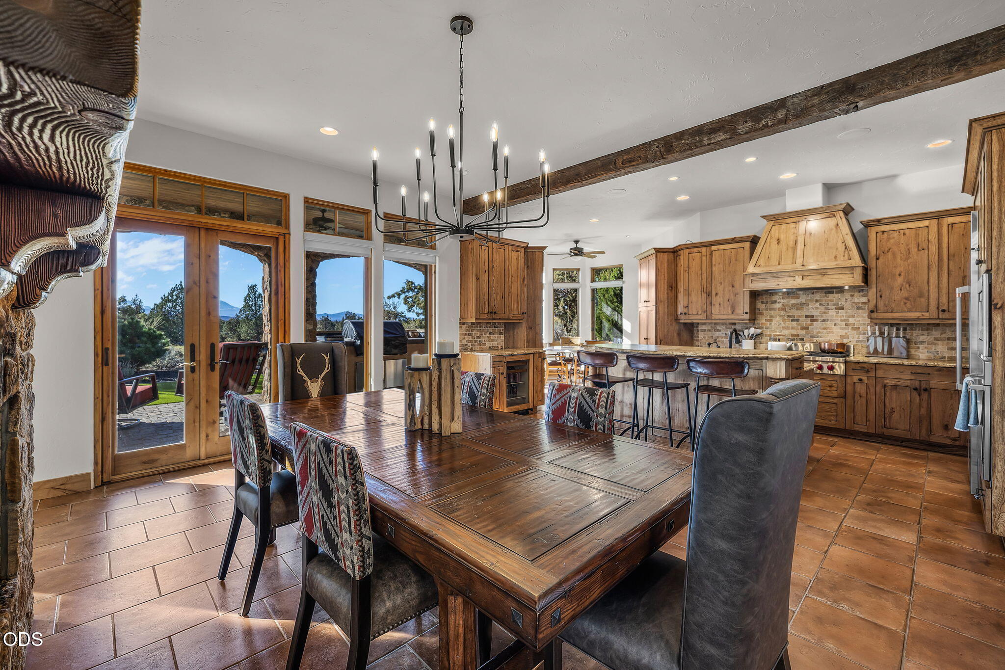 22887 Ghost Tree Lane Bend, OR 97701 - Photo 14 of 62