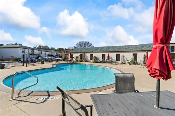 $205,000 | 4100 Ridglea Country Club Drive, Unit 1403, Fort Worth, TX 76126