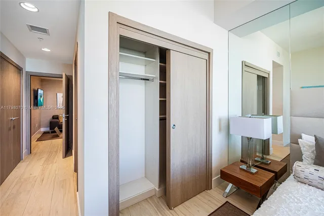 $19,000 | 17301 Biscayne Boulevard, Unit PH6, North Miami Beach, FL 33160