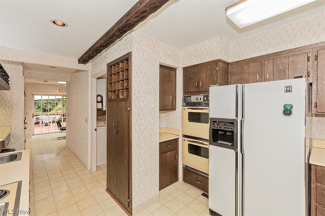 2849 Concord Road Cleveland, OH 44124 - Photo 9 of 22