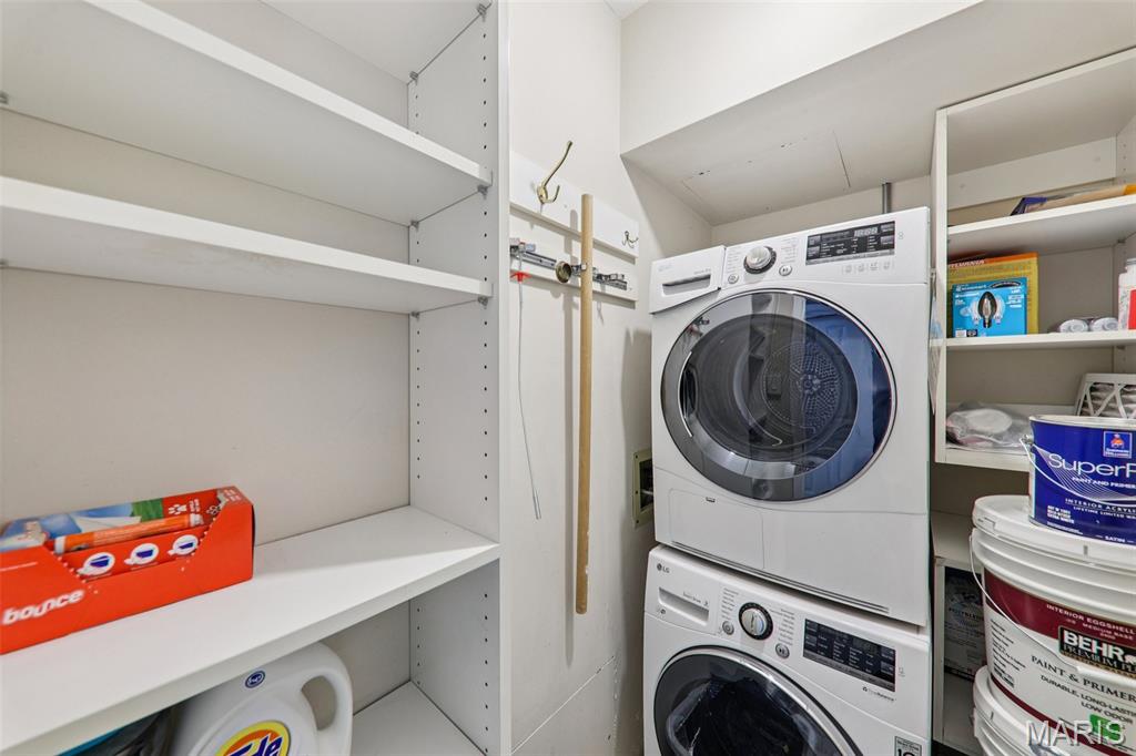 900 South Hanley Road, Unit 7D St. Louis, MO 63105 - Photo 17 of 23