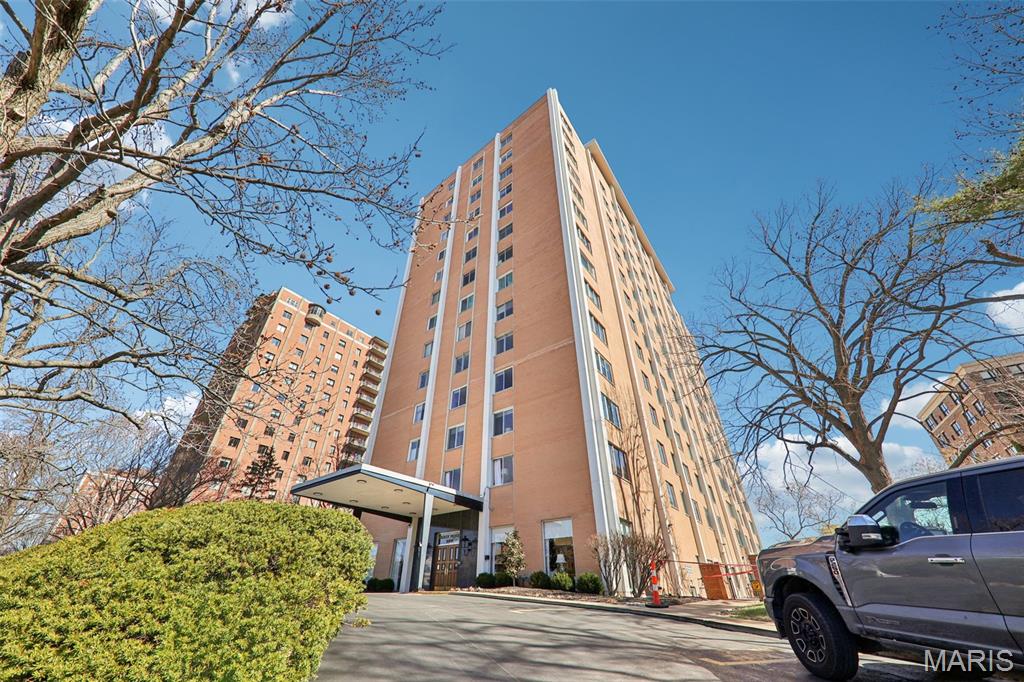 900 South Hanley Road, Unit 7D St. Louis, MO 63105 - Photo 19 of 23