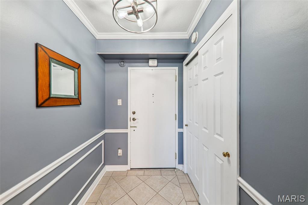 900 South Hanley Road, Unit 7D St. Louis, MO 63105 - Photo 20 of 23