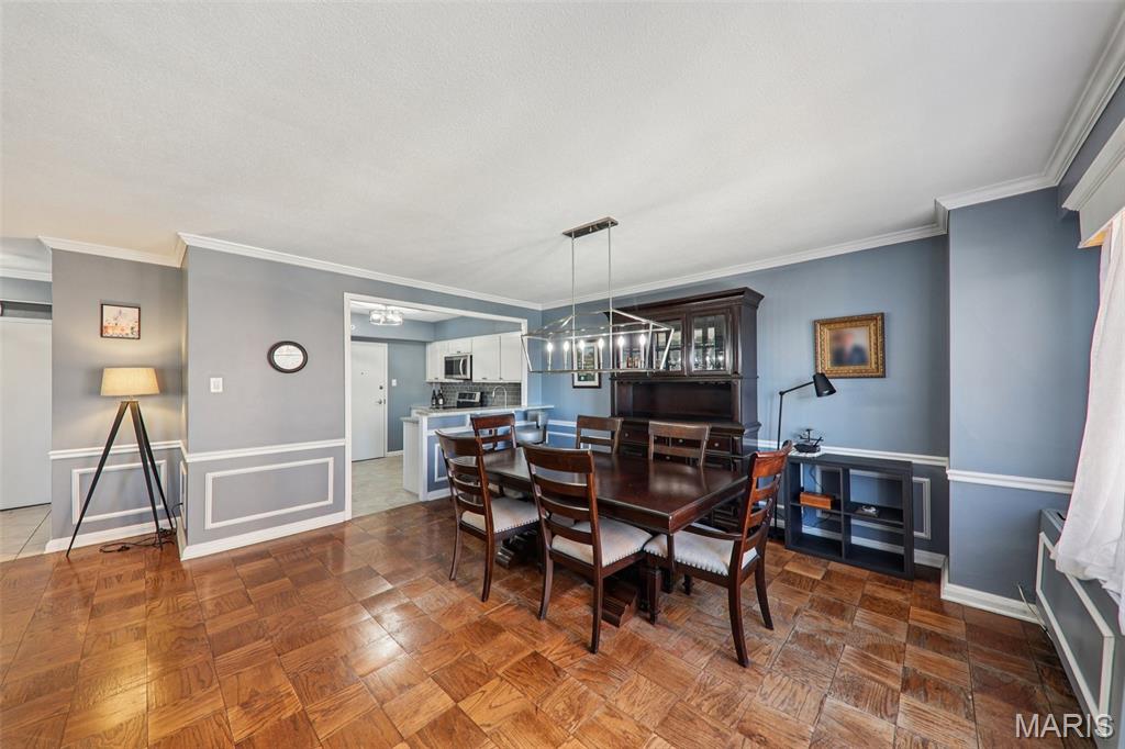 900 South Hanley Road, Unit 7D St. Louis, MO 63105 - Photo 8 of 23