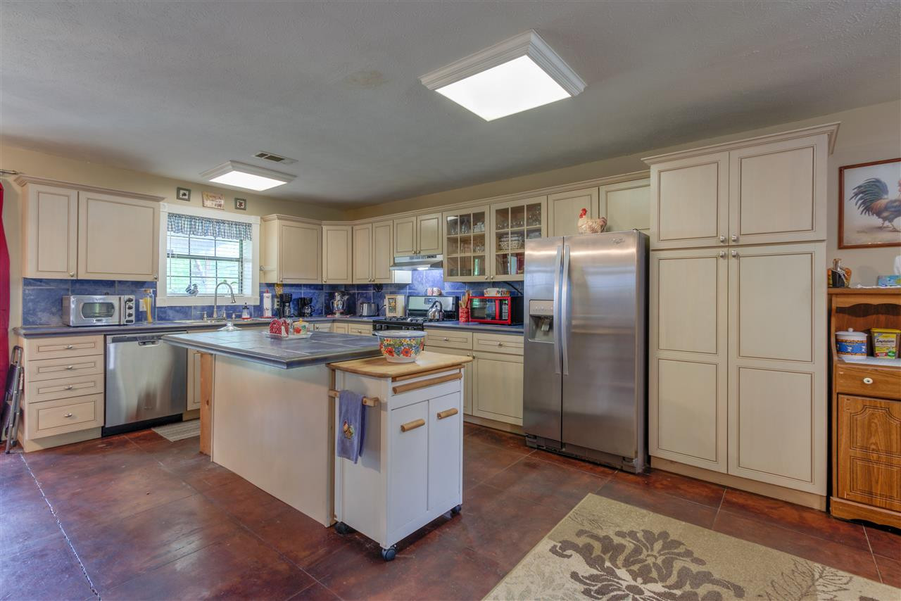 2199 Joe Hall Road Flora, MS 39071 - Photo 15 of 36 Photo 15