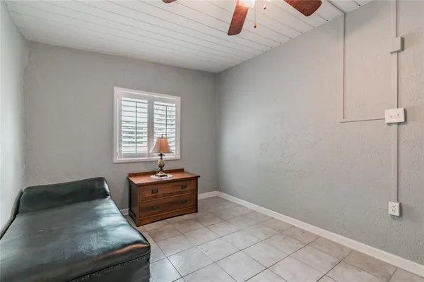 $2,550 | 3611 Anderson Avenue, Tampa, FL 33611