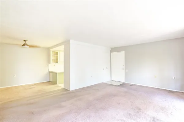 $285,000 | 957 Calle Aragon, Unit O, Laguna Woods, CA 92637