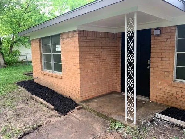 $165,000 | 606 North Spencer Street, Lacy-Lakeview, TX 76705