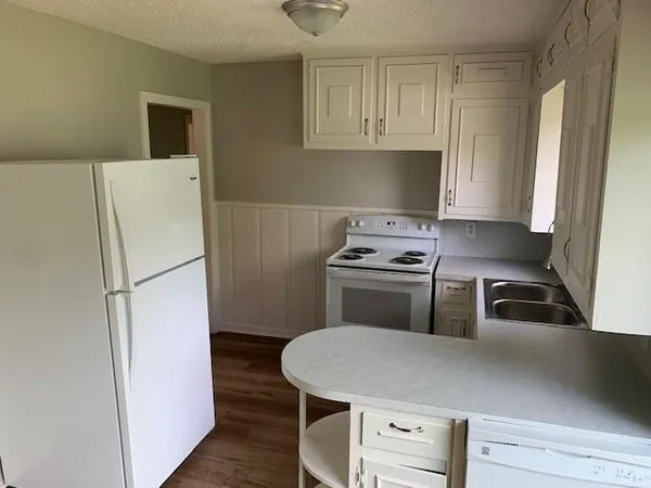 $165,000 | 606 North Spencer Street, Lacy-Lakeview, TX 76705