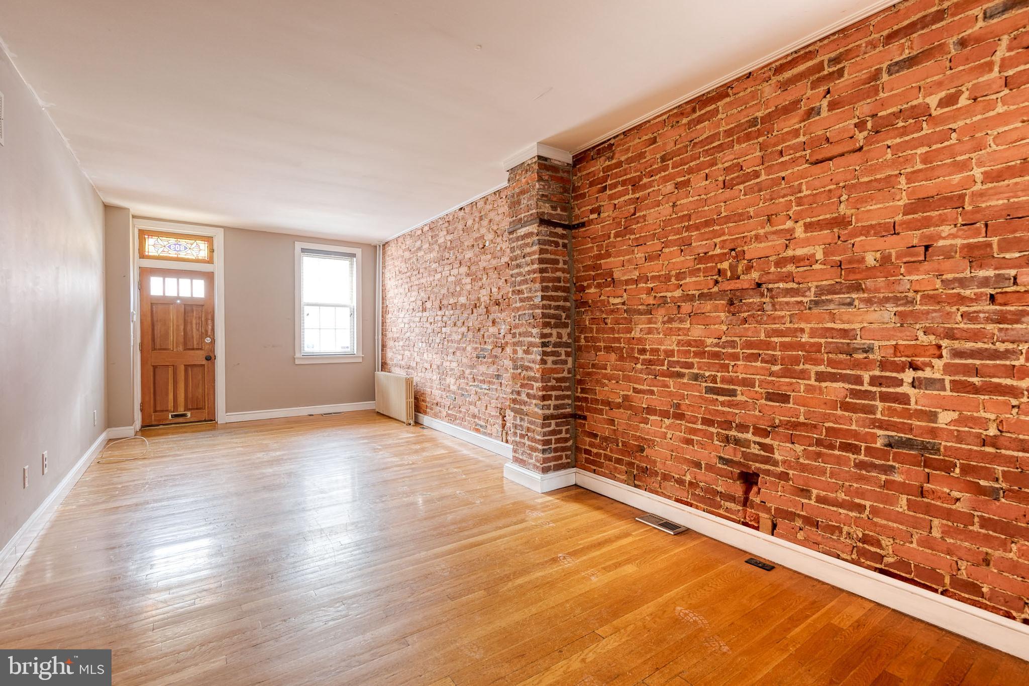 809 South Glover Street Baltimore, MD 21224 - Photo 4 of 12