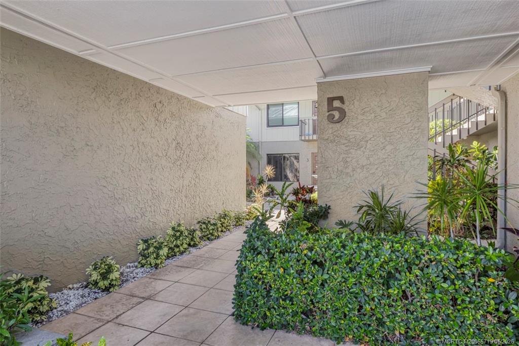800 Northwest Fork Road, Unit 52 Stuart, FL 34994 - Photo 3 of 29