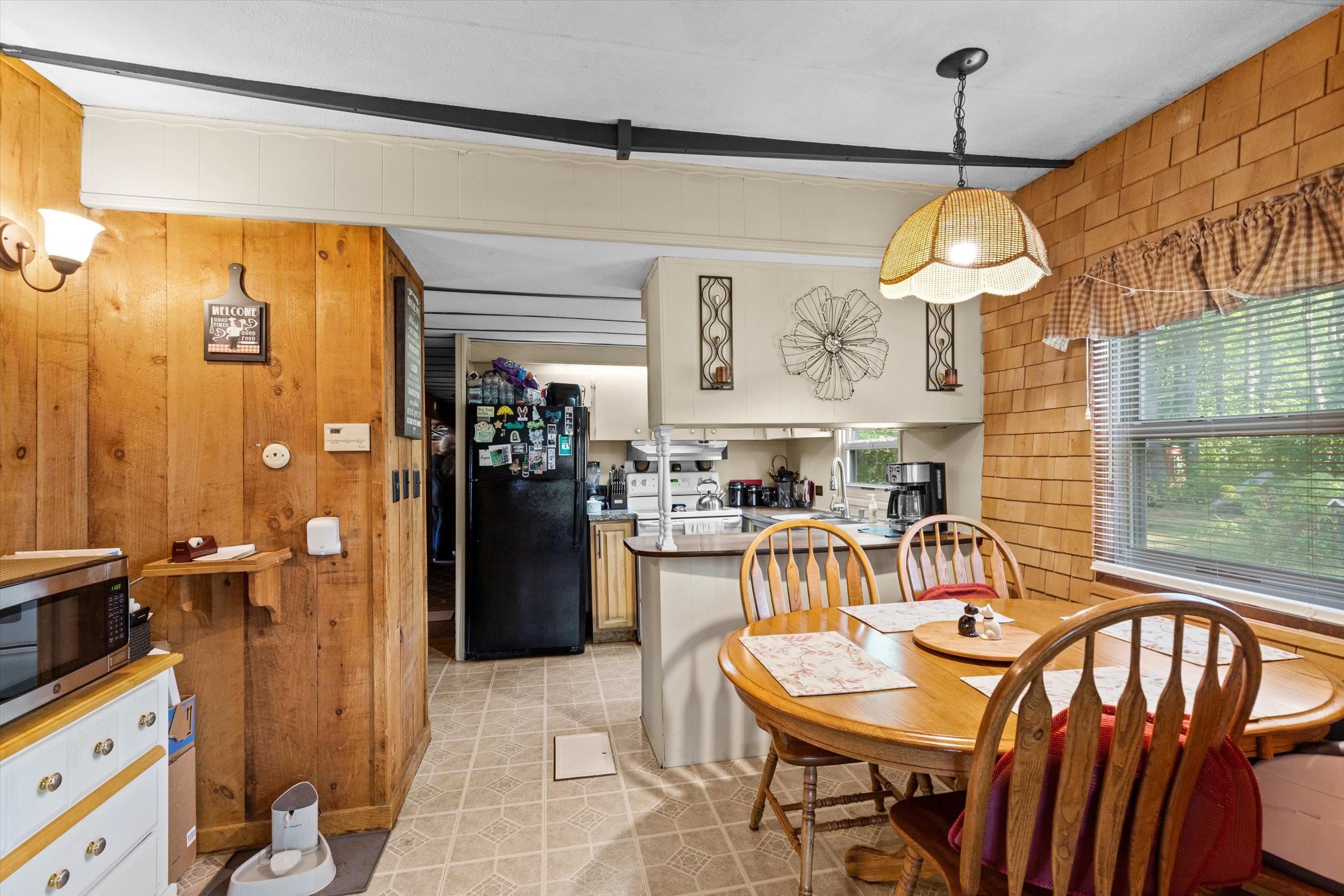 173 Stage Road Nottingham, NH 03290 - Photo 14 of 27