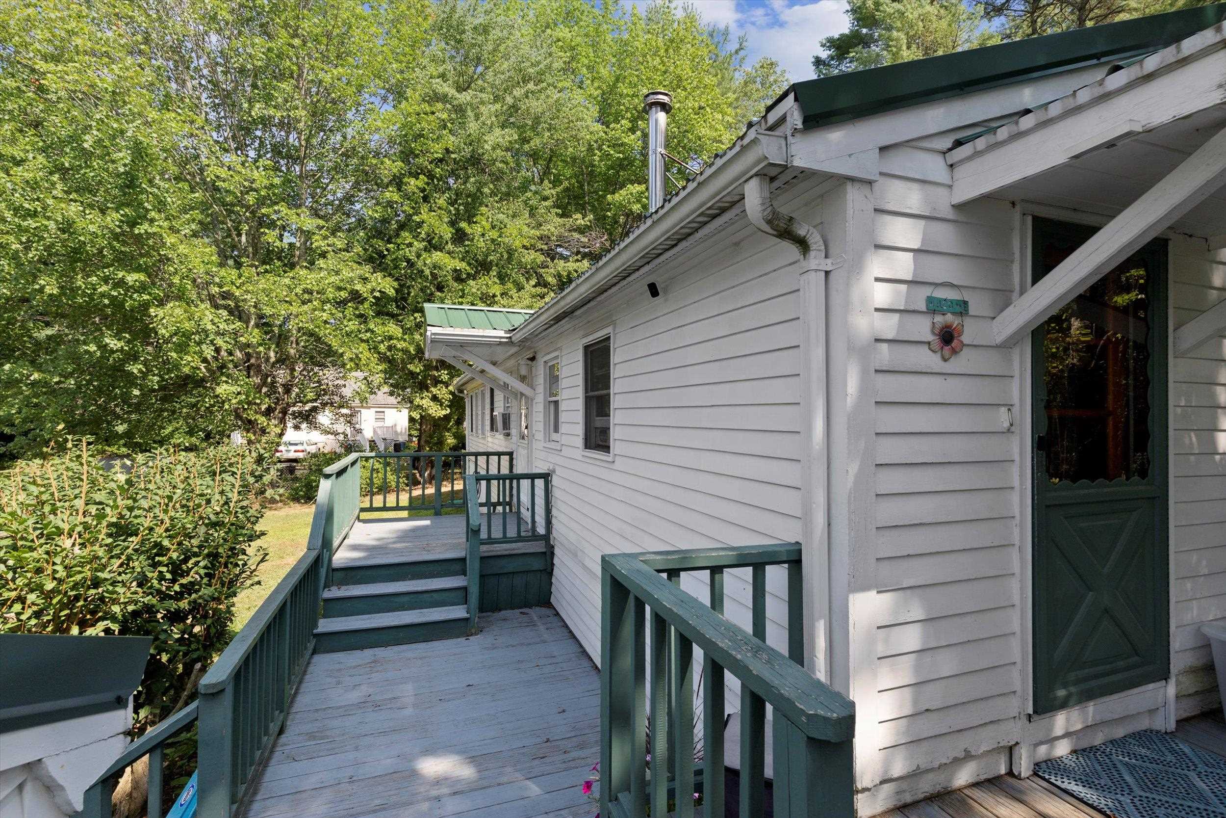173 Stage Road Nottingham, NH 03290 - Photo 5 of 27