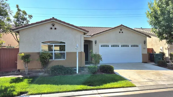 $335,000 | 2913 Las Flores Circle, Los Banos, CA 93635