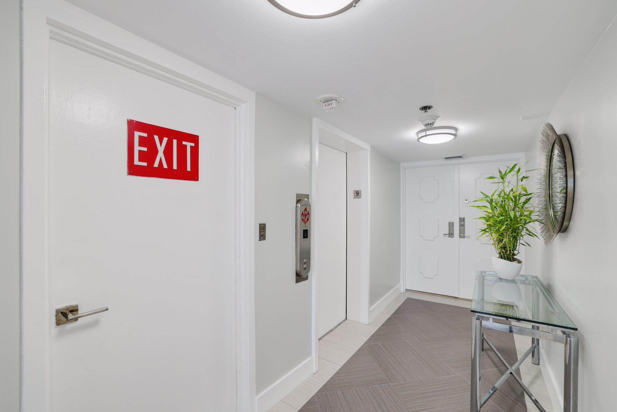 250 South Ocean Boulevard, Unit 9A Boca Raton, FL 33432 - Photo 25 of 57 250 s ocean Blvd 9a - 53.jpg-SMALL